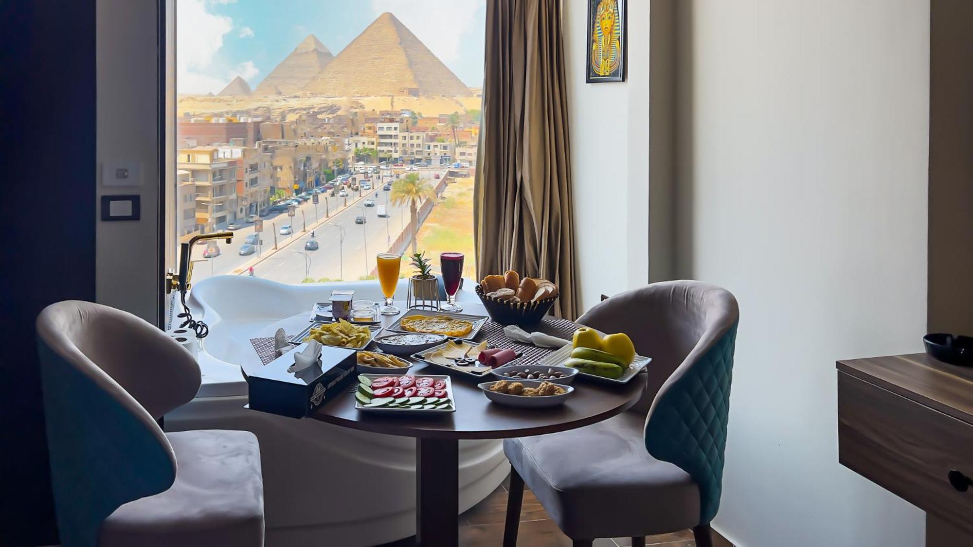 Bed and Breakfast Imperial Pyramids Heights View Nazlet el-Sisi Экстерьер фото