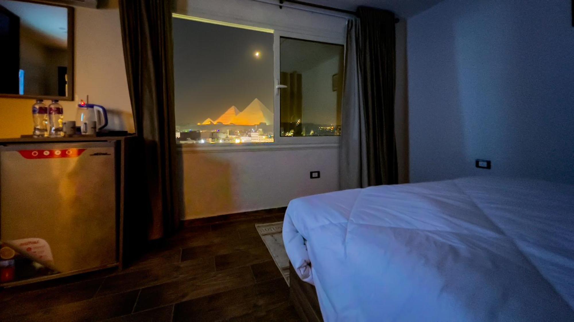 Bed and Breakfast Imperial Pyramids Heights View Nazlet el-Sisi Экстерьер фото