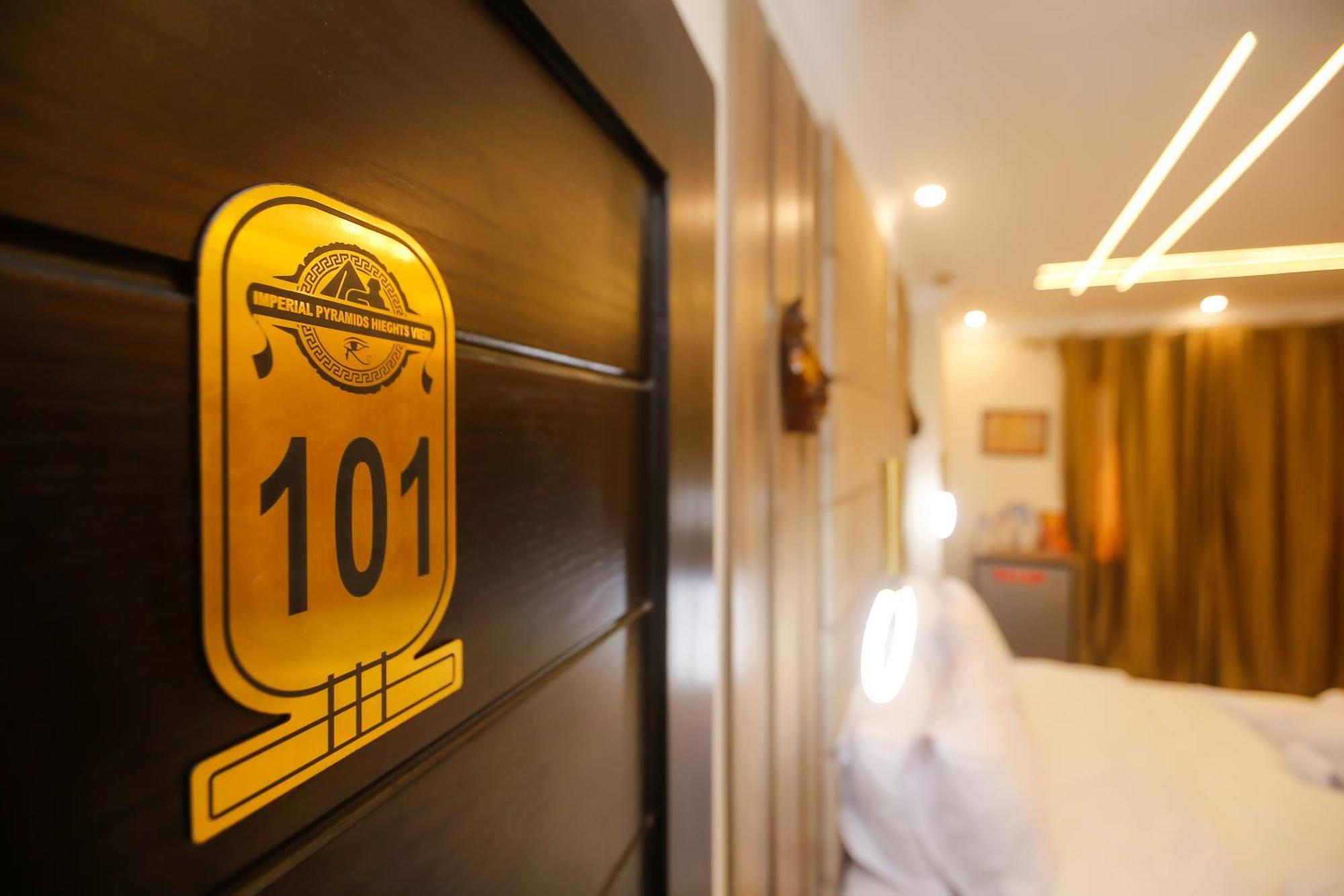 Bed and Breakfast Imperial Pyramids Heights View Nazlet el-Sisi Экстерьер фото